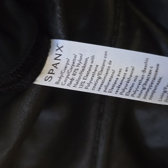 SPANX Black Quilted Faux Leather Elastic Leggings - Picture 4 of 5